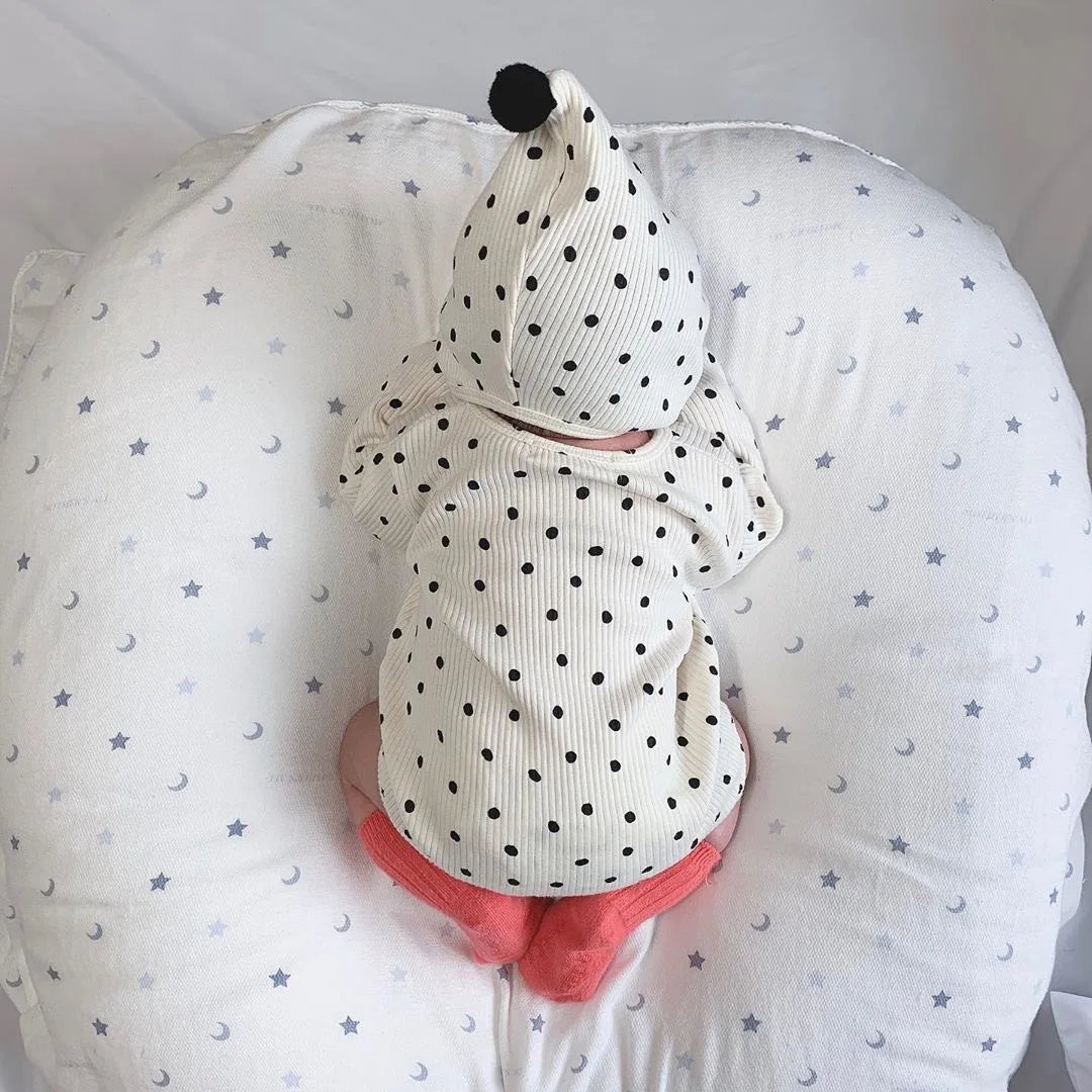 Long-Sleeve Polka-Dot Onesie And Hat Set