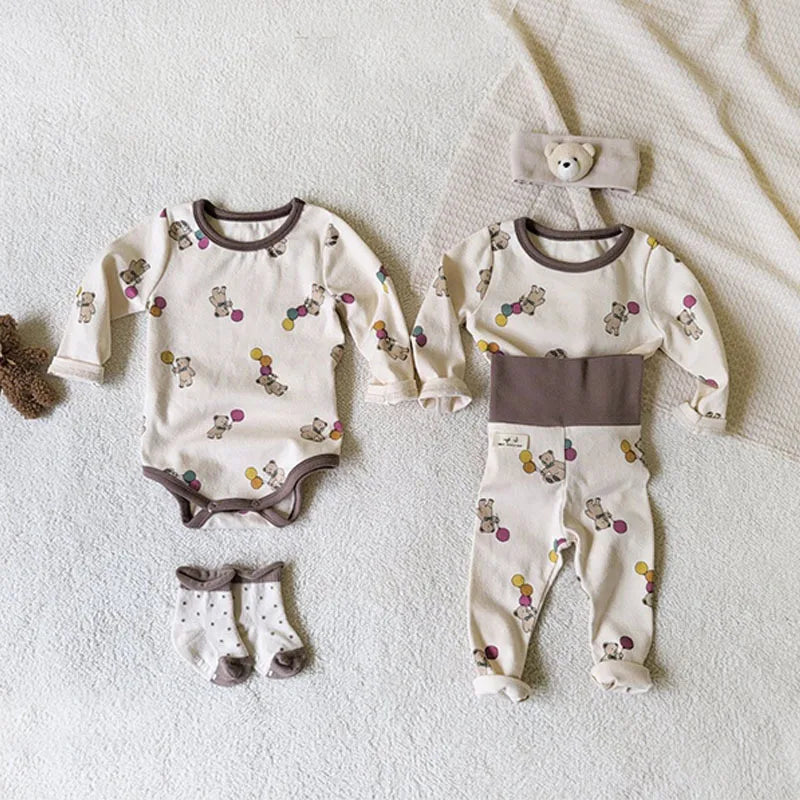 Cute Bear Print Baby Long-Sleeved Set & Onesie
