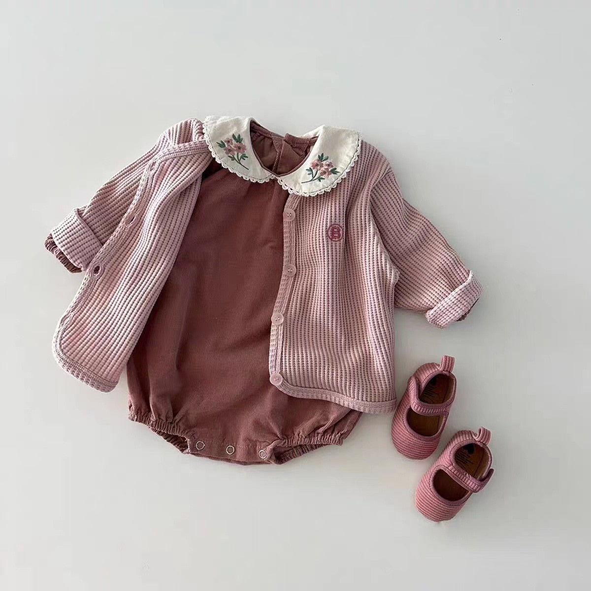 Embroidered Collar Snap-Button Onesie