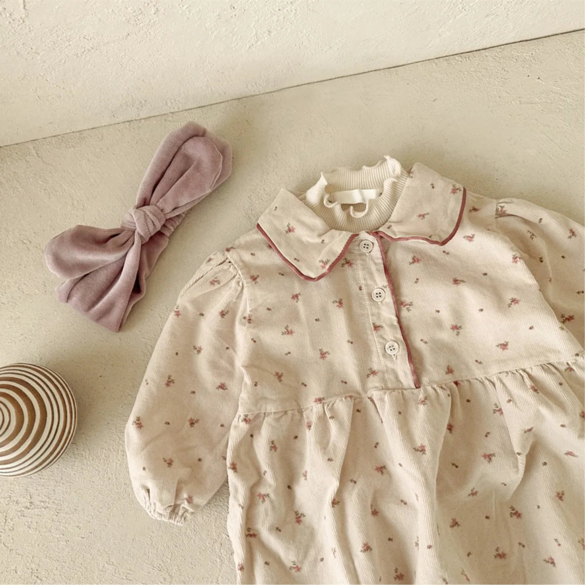 Vintage Floral Print Long-Sleeve Romper