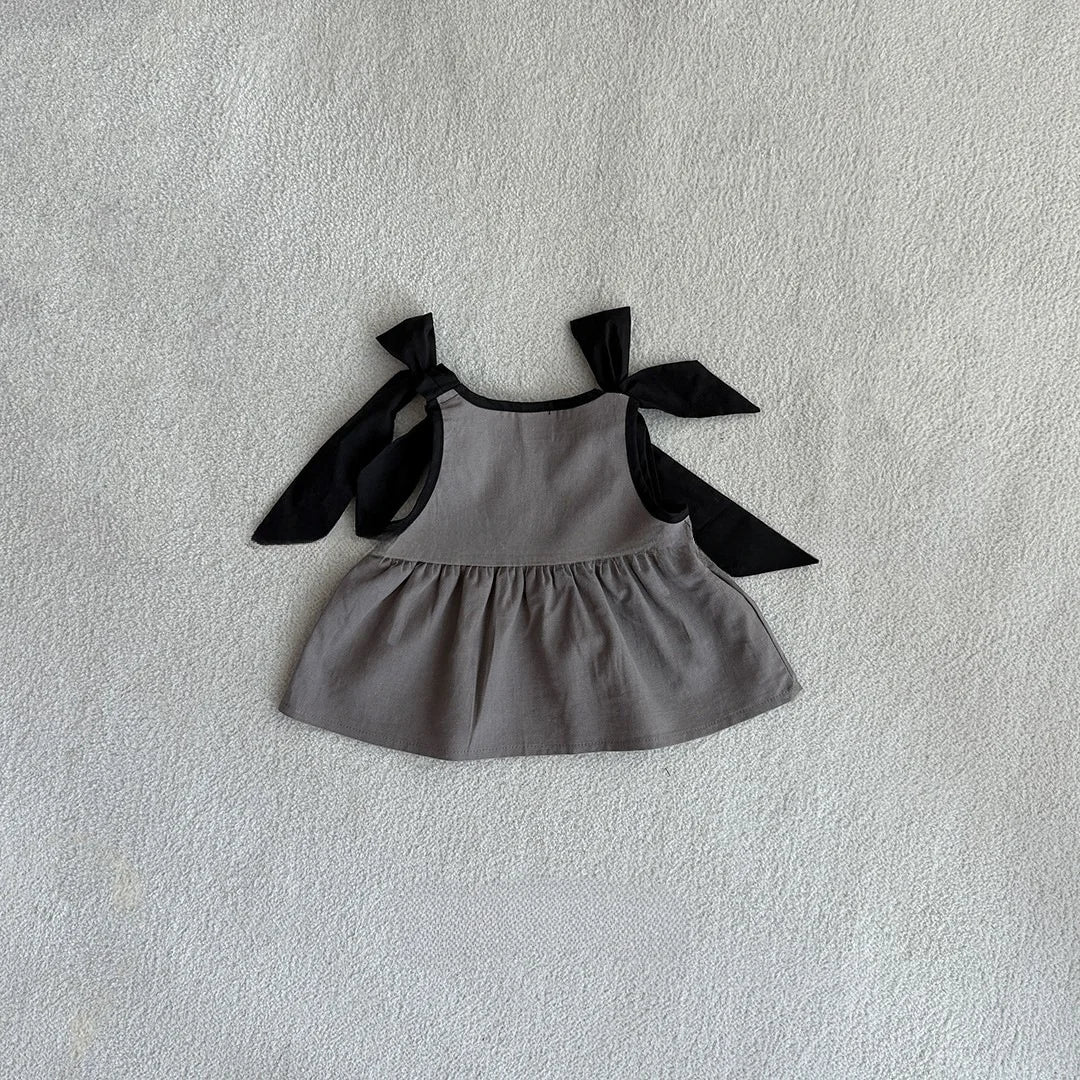 Girls' Sleeveless Bow Blouse