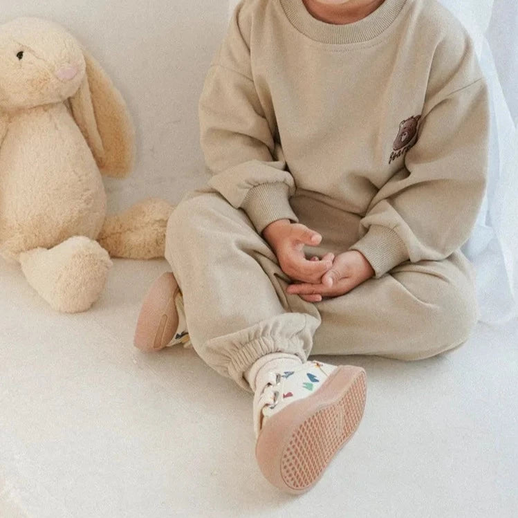 Cute Bear Sweatshirt & Pants Set