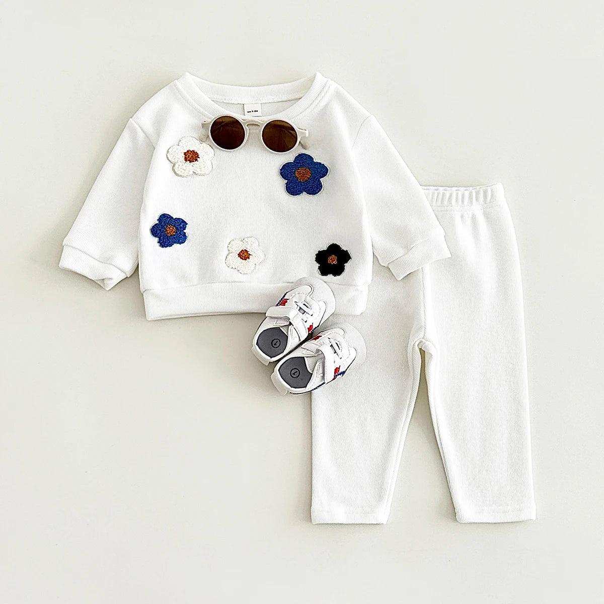 Flower Print Sweatshirt & Pants Set