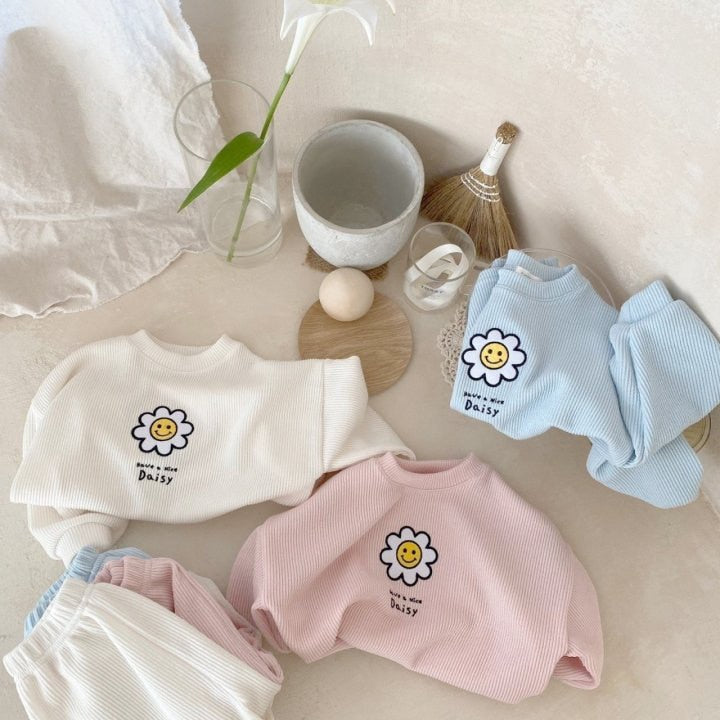 Smiley Sunflower Jogger Set