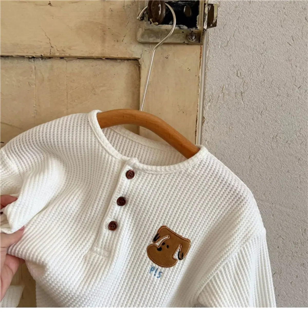 Round Collar Waffle Long-Sleeved Top