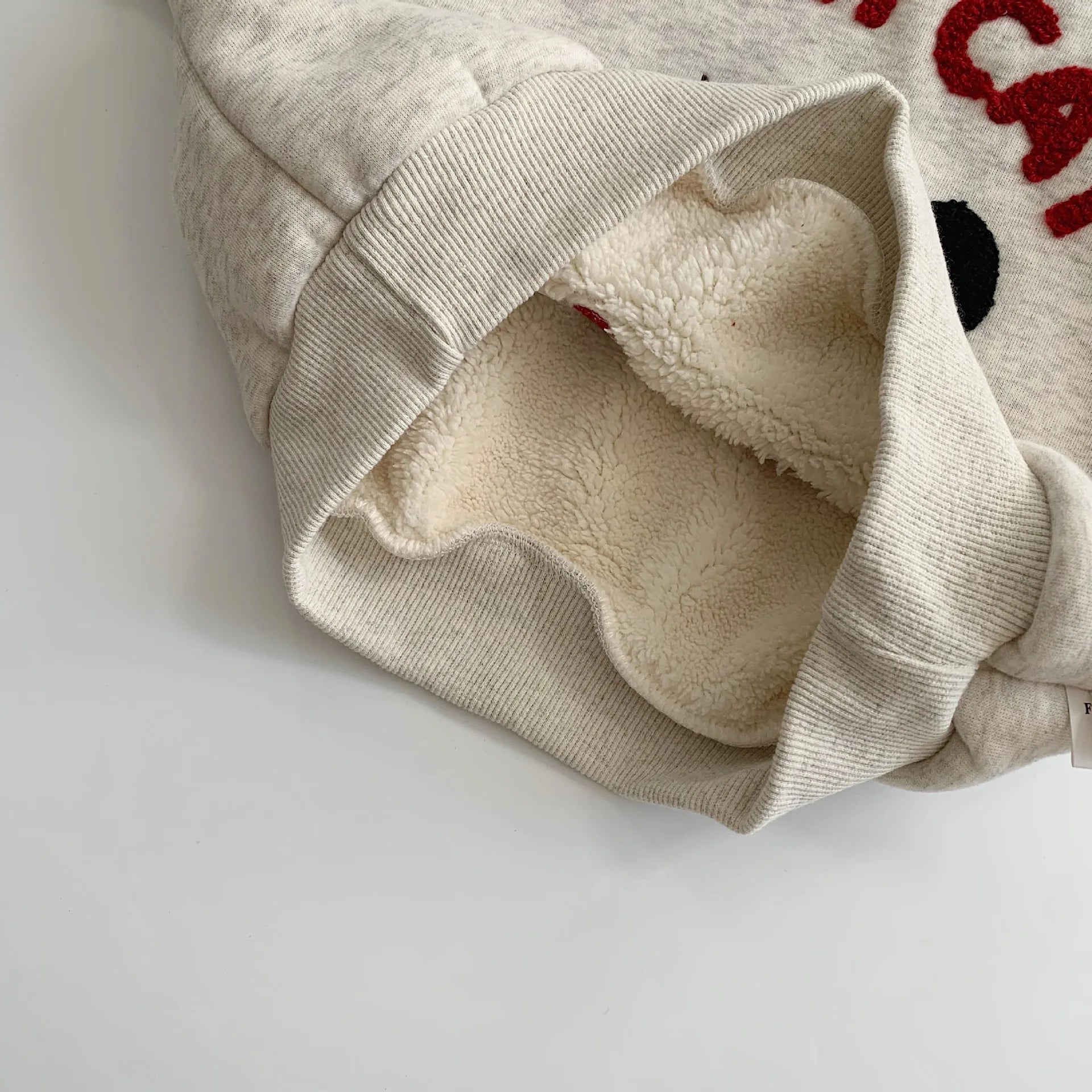 'LUCKY CAT' Thick Fleece-Lined Sweatshirt