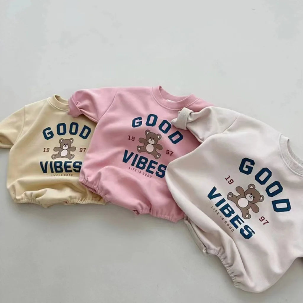 'GOOD VIBES' Bear Long-Sleeved Onesie