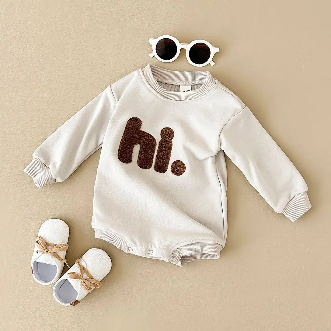 'hi.' Cute Long-Sleeved Onesie