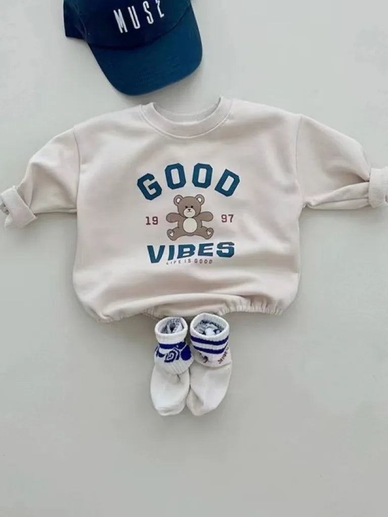 'GOOD VIBES' Bear Long-Sleeved Onesie