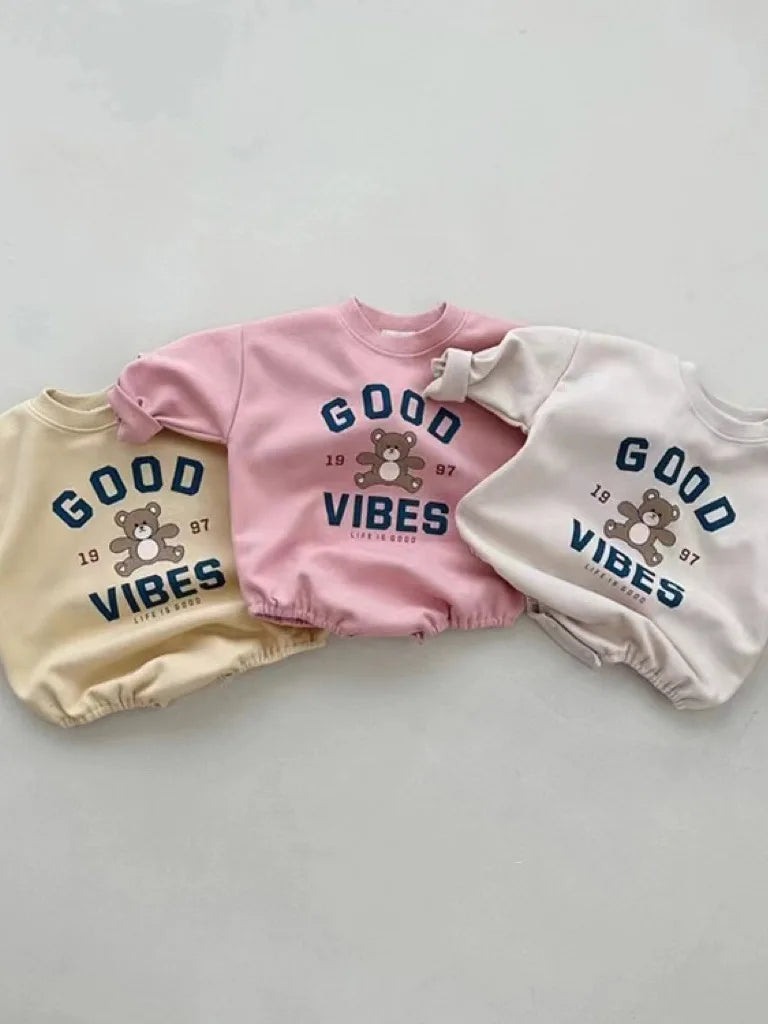 'GOOD VIBES' Bear Long-Sleeved Onesie