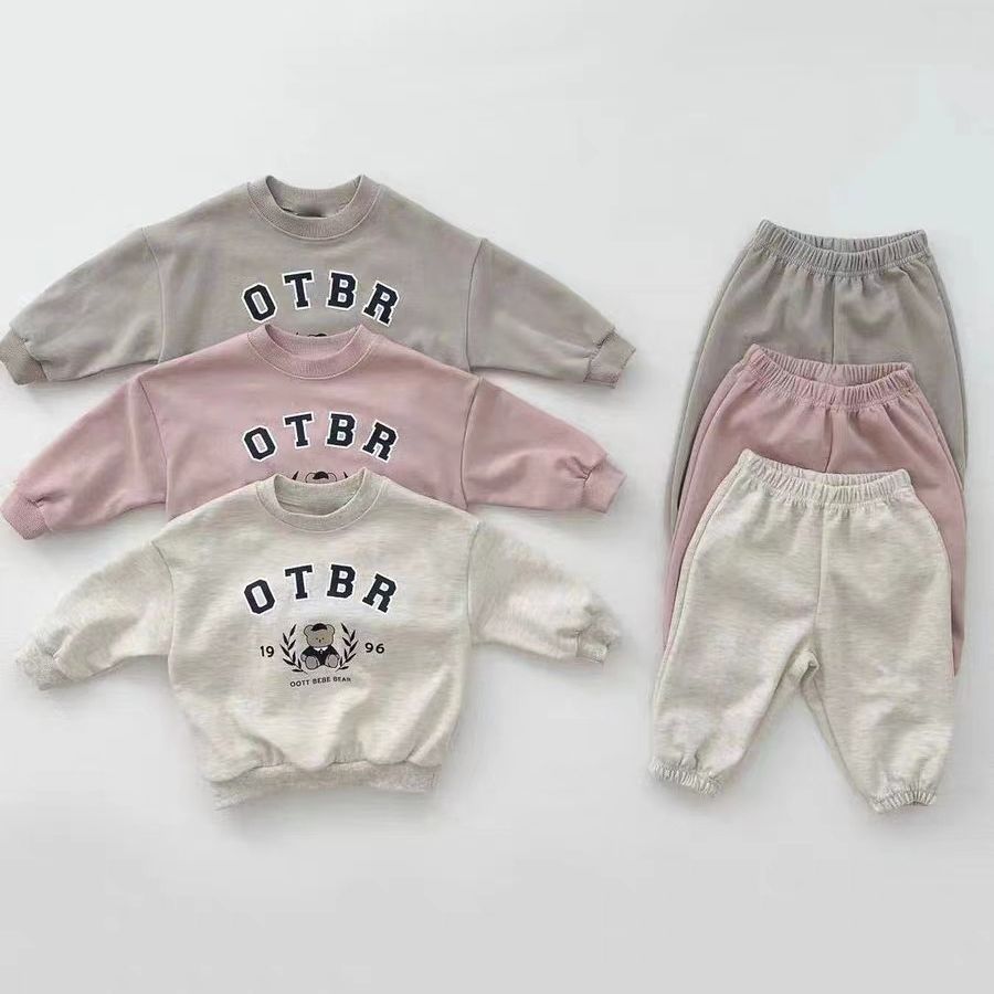 Cute Bear Long-Sleeved Jogger Set