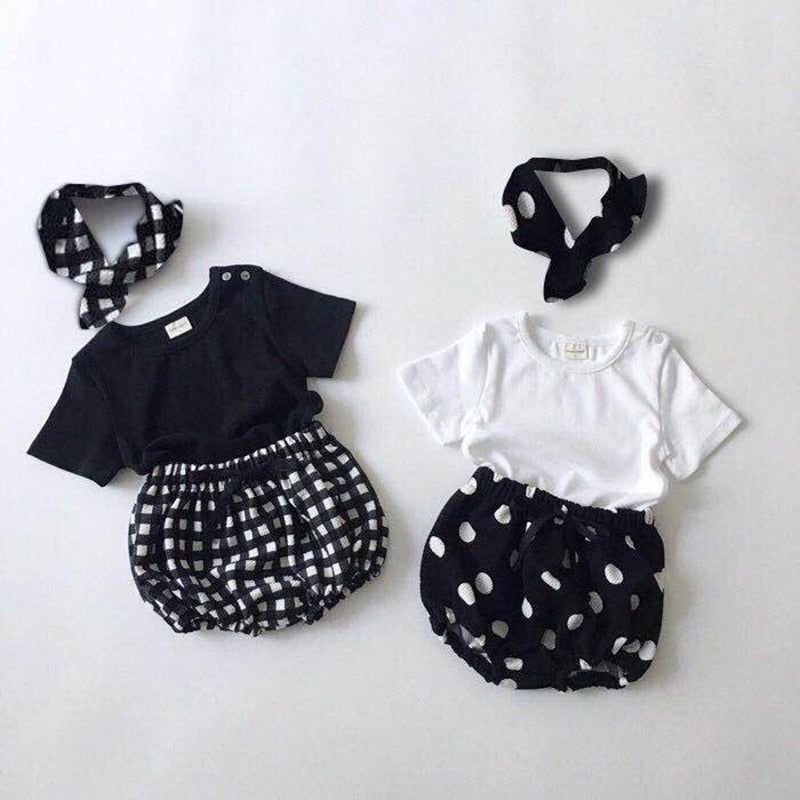 Solid Tee & Patterned Shorts Set