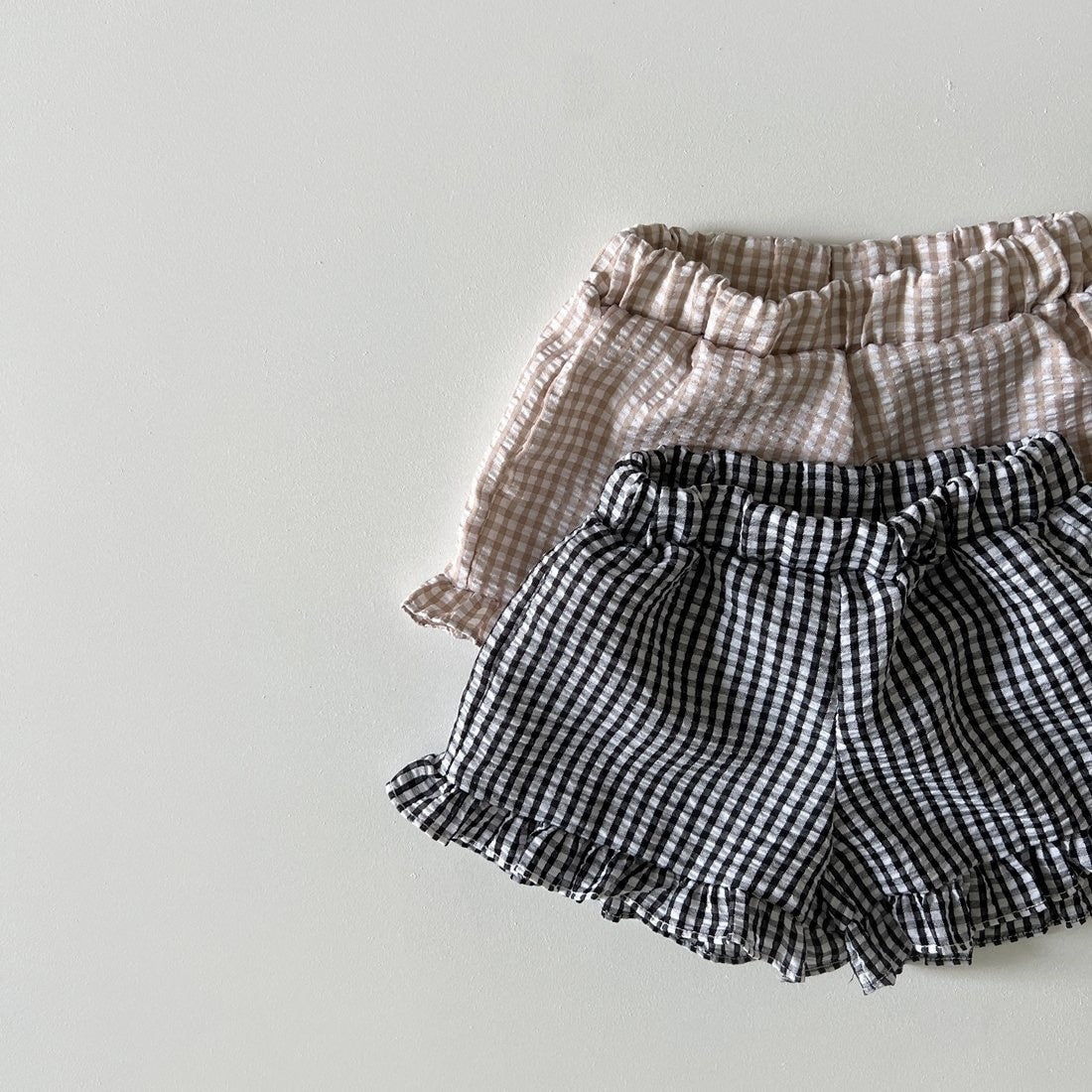 Fly Sleeve Plaid Top & Shorts Set