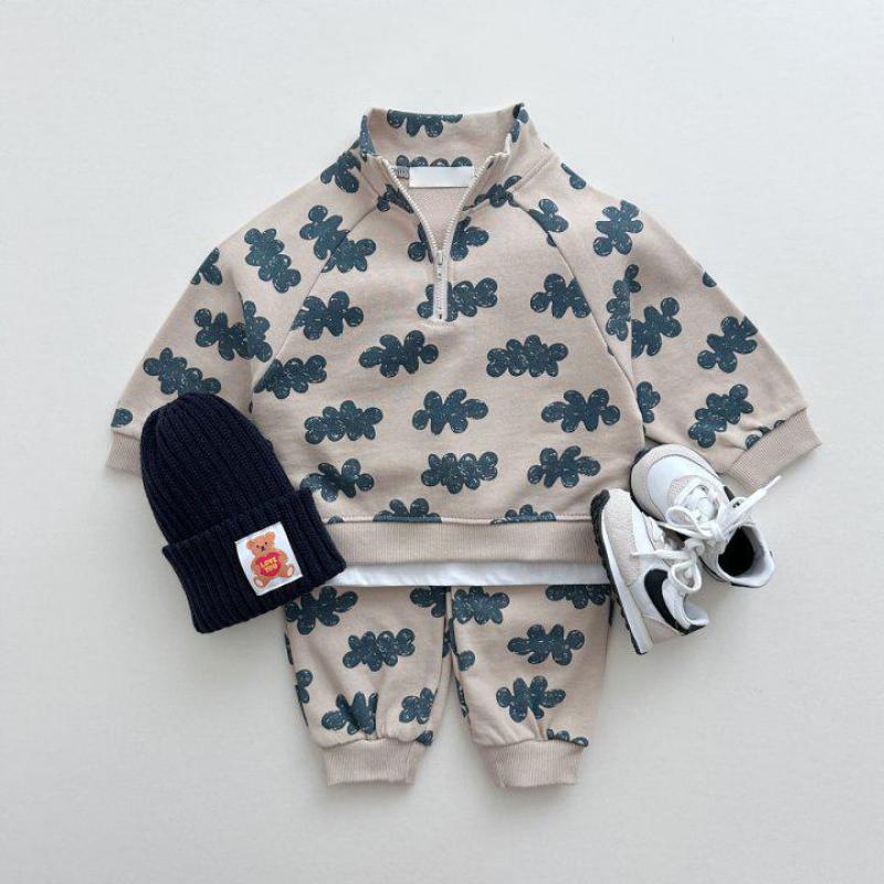 Patterned Half-Zip Jogger Set